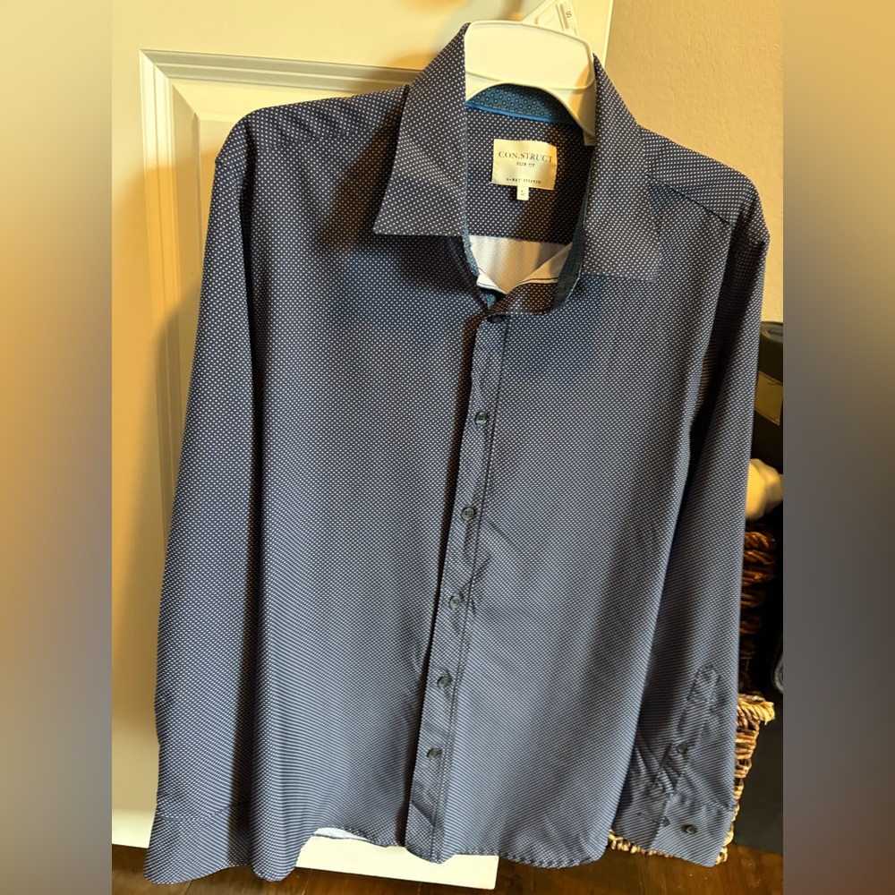 Men’s Construct long sleeve casual button down dress shirt.